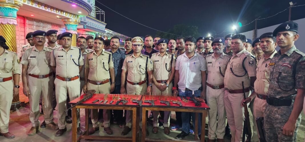 IMG-20250912-WA0359 मोतीहारी एसपी के नेतृत्व में सात थानो कि टीम ने कि संयुक्त छापेमारी