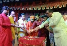 श्री चंडी महायज्ञ बना आस्था और सांस्कृतिक चेतना का केंद्र, रामलीला मंचन में सीता हरण व जटायु वध ने श्रद्धालुओं को किया भावुक