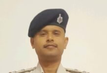 रघुनाथपुर थाना को मिला नया नेतृत्व: धनंजय कुमार बने थानाध्यक्ष, अनुभव और कार्यकुशलता पर प्रशासन का भरोसा रघुनाथपुर थाना के नया थाना प्रभारी धनंजय कुमार