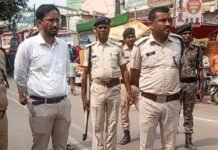 मोतिहारी में अलविदा की नमाज अदा, ईद की खुशियों की झलक—सुरक्षा के कड़े इंतजाम