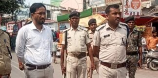 मोतिहारी में अलविदा की नमाज अदा, ईद की खुशियों की झलक—सुरक्षा के कड़े इंतजाम