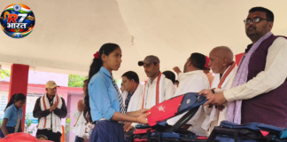 भेलानारी मध्य विद्यालय में विदाई सह सम्मान समारोह आयोजित, मेधावी छात्र-छात्राओं को किया गया सम्मानित