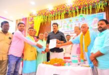 नीलांबर-पीतांबर शहादत दिवस पर एकजुट हुआ खरवार समाज, पूर्व विधायक राजन तिवारी ने समस्याओं के समाधान का दिलाया भरोसा