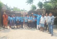 अरेराज के भेलानारी विद्यालय का घर-घर प्रवेशोत्सव अभियान बना मिसाल