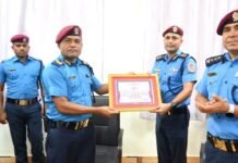 जिला प्रहरी कार्यालय पर्सा के प्रमुख एसपी सुदीप राज पाठक को “सर्वोत्कृष्ट” प्रशस्ति पत्र द्वारा सम्मानित किया गया