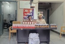 शराब तस्करों पर पहाड़पुर पुलिस का शिकंजा, भारी मात्रा में अंग्रेजी शराब जब्त