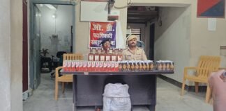 शराब तस्करों पर पहाड़पुर पुलिस का शिकंजा, भारी मात्रा में अंग्रेजी शराब जब्त
