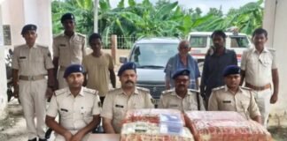 कुण्डवाचैनपुर में 54 किलोग्राम गांजे के साथ 3 तस्कर गिरफ्तार, कार और नकदी बरामद*
