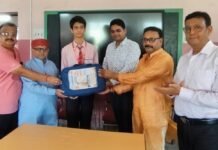 भारत विकास परिषद की पहल की चार विद्यालयों के प्रधानाचार्यों ने की सराहना, स्कूल बैग व शैक्षणिक पाठ्य सामग्री देकर बढ़ाया बच्चों का उत्साह